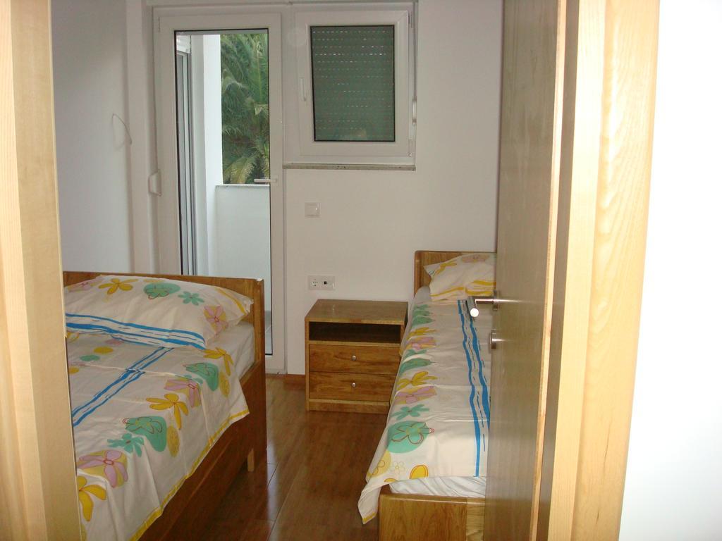 Apartments President Novalja Exterior foto